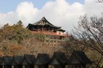 信貴山朝護孫子寺の本堂
